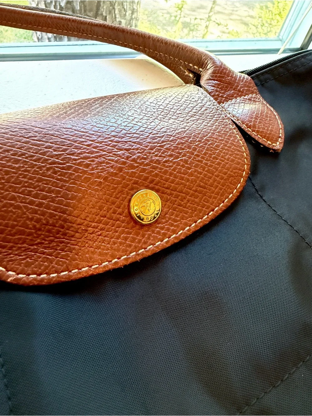 Longchamp Le Pliage Medium Nylon Tote Bag in Black - Picture 4 of 8